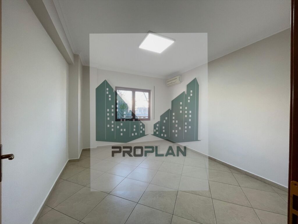 🏢 𝐅𝐎𝐑 𝐑𝐄𝐍𝐓 – 𝐒𝐩𝐚𝐜𝐞 𝐟𝐨𝐫 𝐎𝐟𝐟𝐢𝐜𝐞/𝐁𝐮𝐬𝐢𝐧𝐞𝐬𝐬 | 𝐊𝐚𝐯𝐚𝐣ë 𝐑𝐨𝐚𝐝