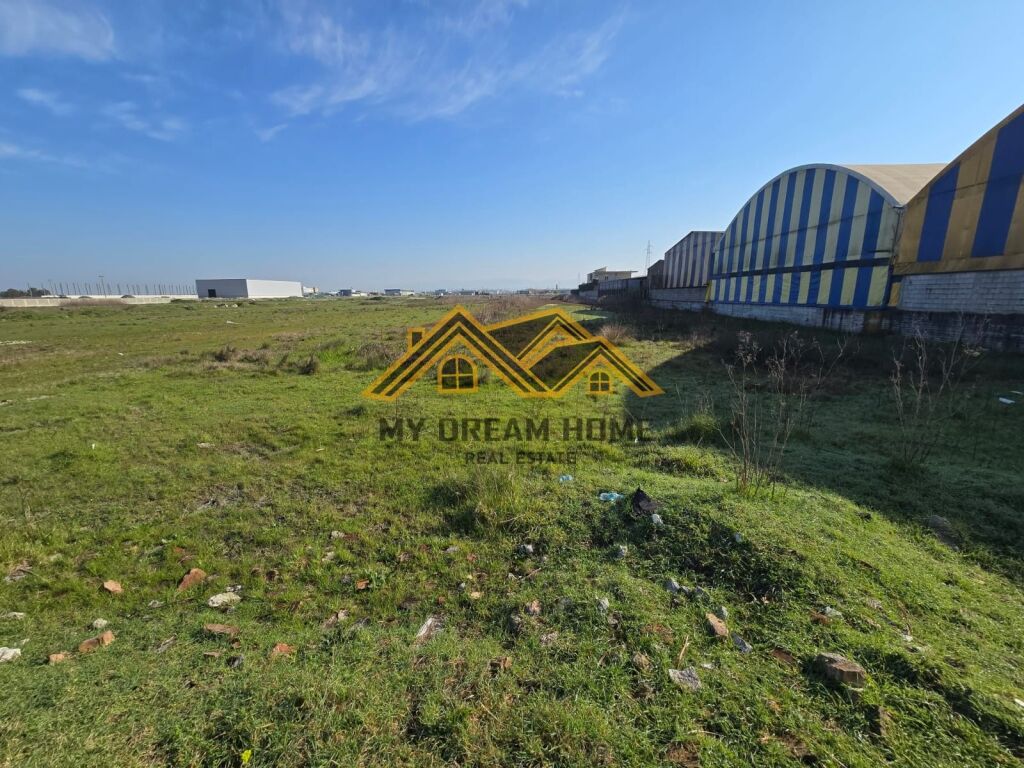 TOKE NE SPITALLE TEK KALCETO VISHA PER SHITJE !