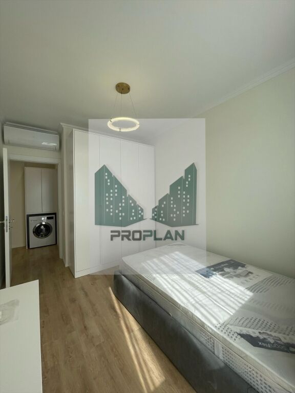 📢 IN AFFITTO – Appartamento 2+1+2 + 🅿️ | Bulevardi i Ri