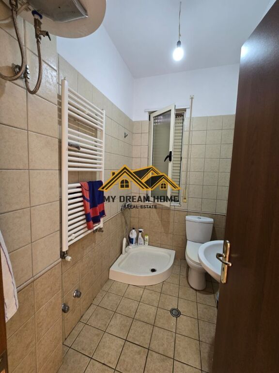 JEPET ME QIRA APARTAMENT 2+1+2 ME PAMJE DETI NE PLAZH,DURRES!