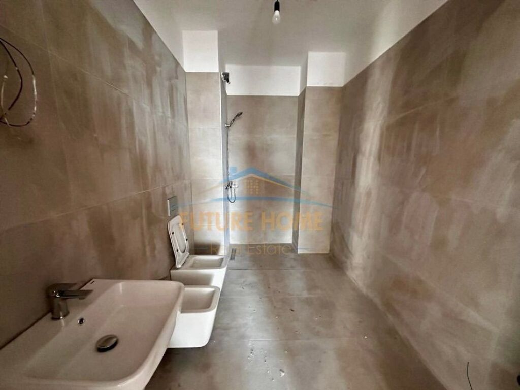 🏢 Kompleksi Aura – 2+1+2 Super i Bollshëm te Rruga "Dritan Hoxha"! 🏢