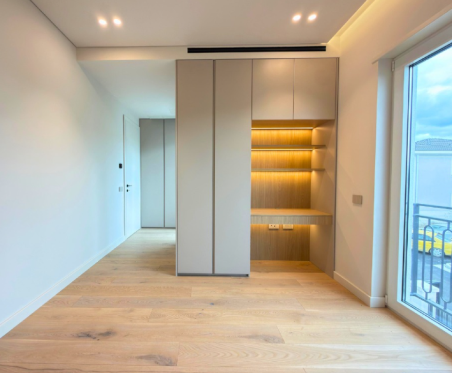 🏡 Vilë Luksoze për Shitje – Rolling Hills 2