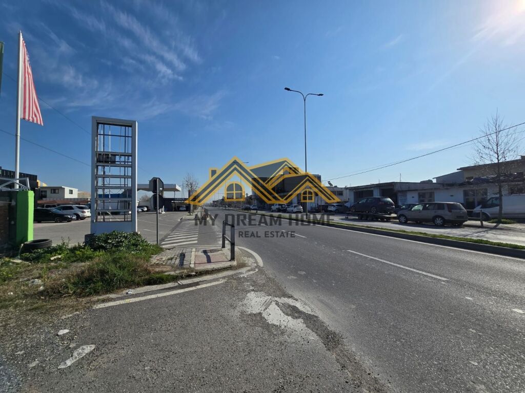 TOKE NE SPITALLE TEK KALCETO VISHA PER SHITJE !