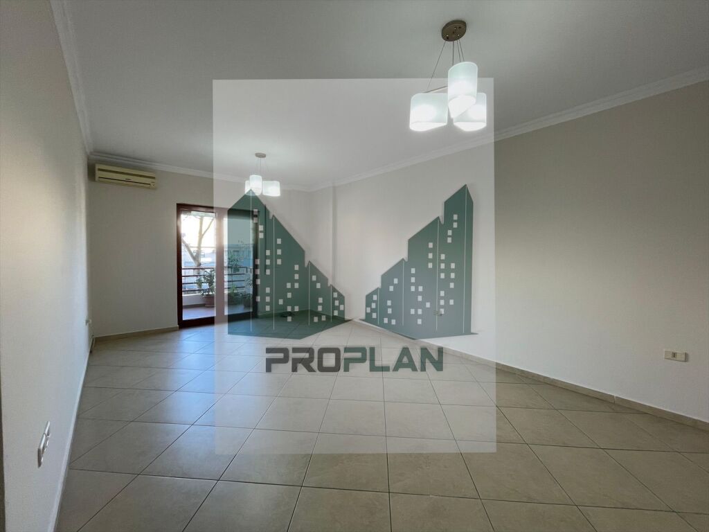 🏢 𝐅𝐎𝐑 𝐑𝐄𝐍𝐓 – 𝐒𝐩𝐚𝐜𝐞 𝐟𝐨𝐫 𝐎𝐟𝐟𝐢𝐜𝐞/𝐁𝐮𝐬𝐢𝐧𝐞𝐬𝐬 | 𝐊𝐚𝐯𝐚𝐣ë 𝐑𝐨𝐚𝐝