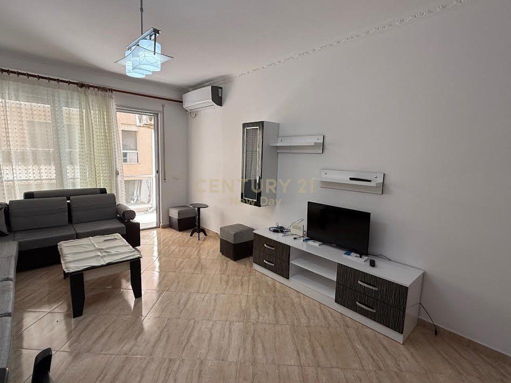 Jepet me qera Apartament 2+1 ne Vollga i mobiluar.