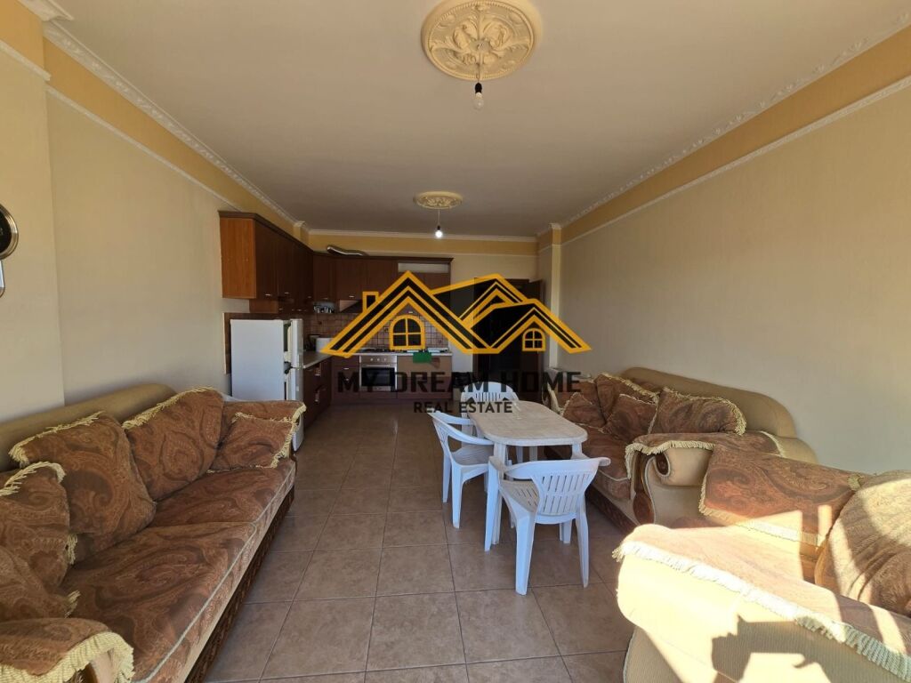 JEPET ME QIRA APARTAMENT 2+1+2 ME PAMJE DETI NE PLAZH,DURRES!