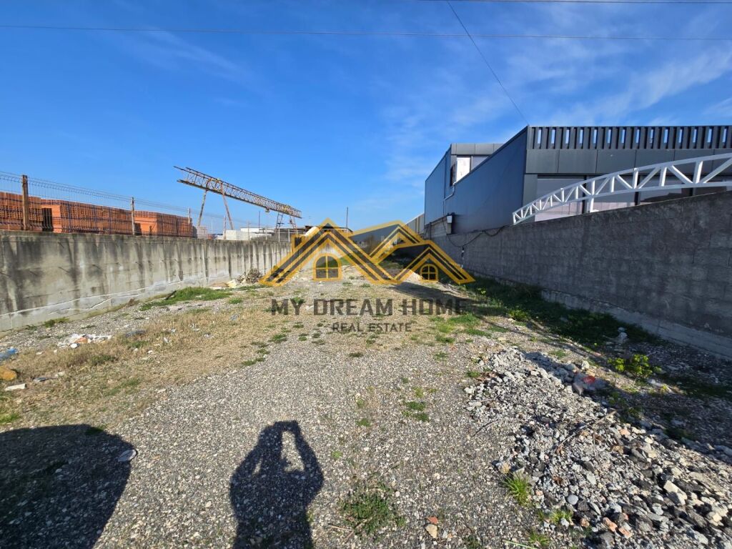 TOKE NE SPITALLE TEK KALCETO VISHA PER SHITJE !