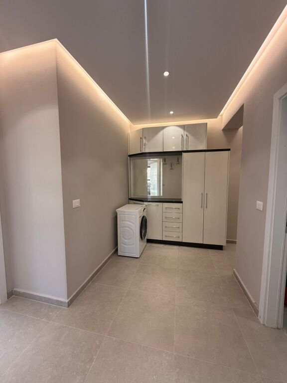 Apartament 2+1 me qera ne Porcelan tek Splendor ne Rrugen e Kokonozeve