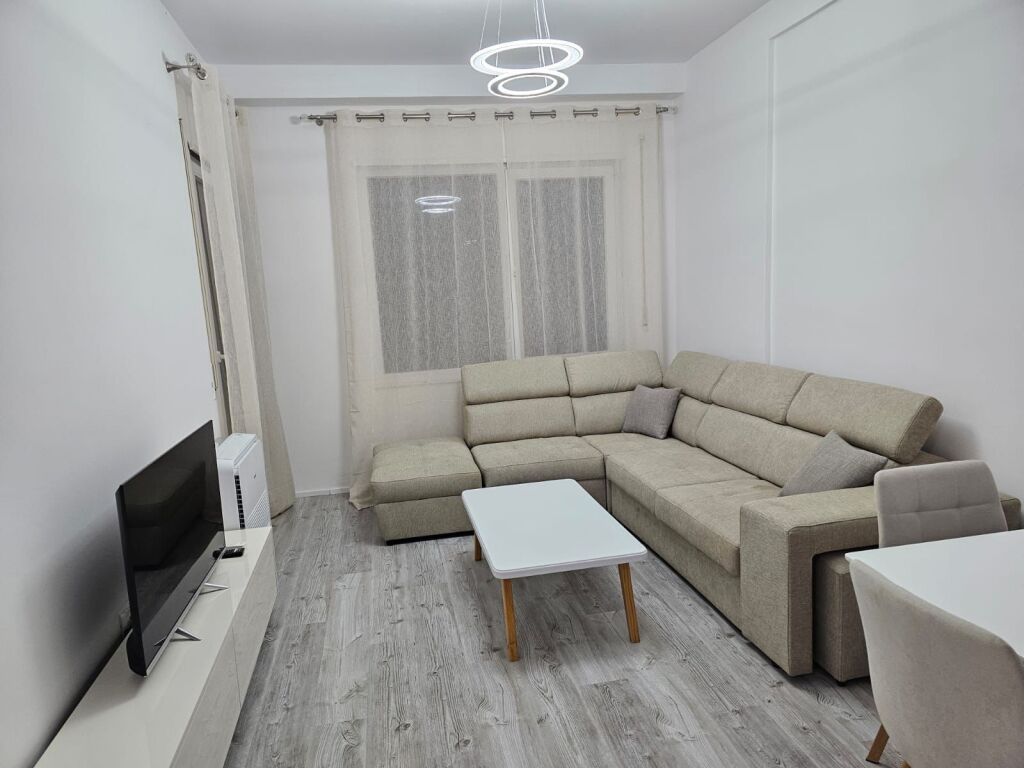 Apartament 2+1+2 per qira Amerika  3 !