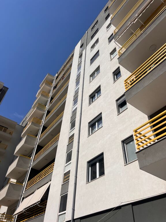 Jepet me qira 1+1 Kompleksi E88 Kupola 45.000 leke