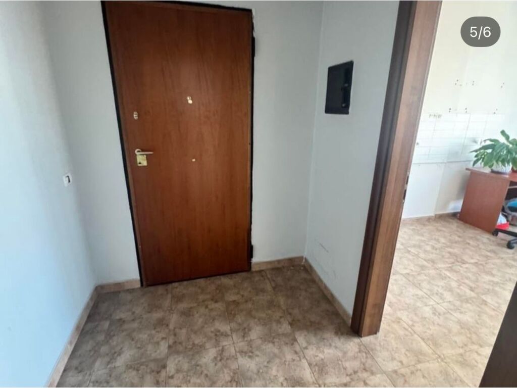 2+1, per ufficio palazzo nuovo, ex esposizione, 650 mila lek