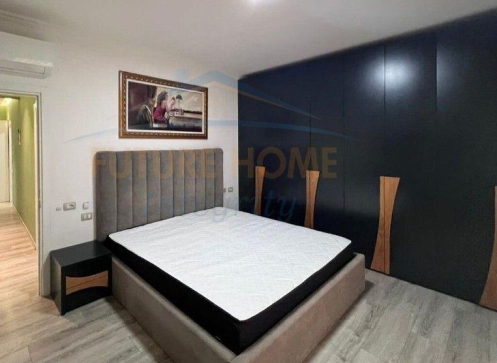 Affitto, Appartamento 3+1+2, Via Siri Kodra, Tirana.