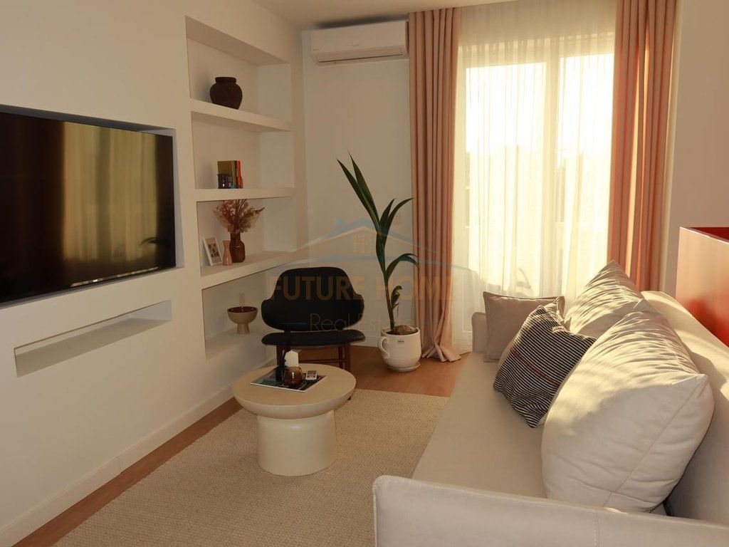 Rent, Apartment 1+1, Myslym Shyr, Tirana. 800 €