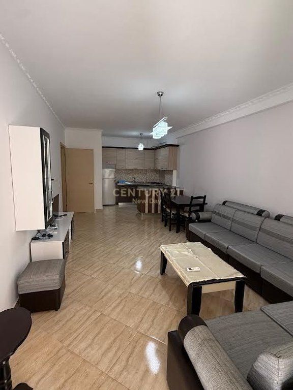 Jepet me qera Apartament 2+1 ne Vollga i mobiluar.
