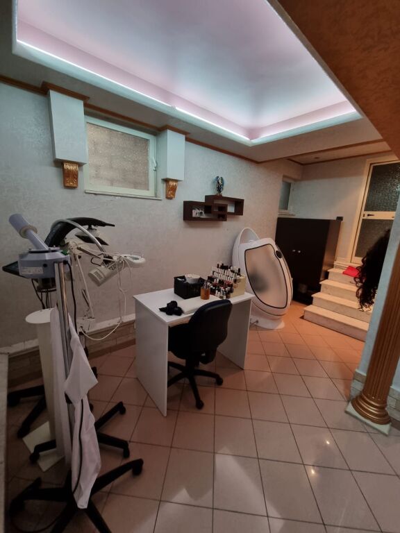 SHOP FOR RENT 148 M2 MINE PEZA 1,500 EURO