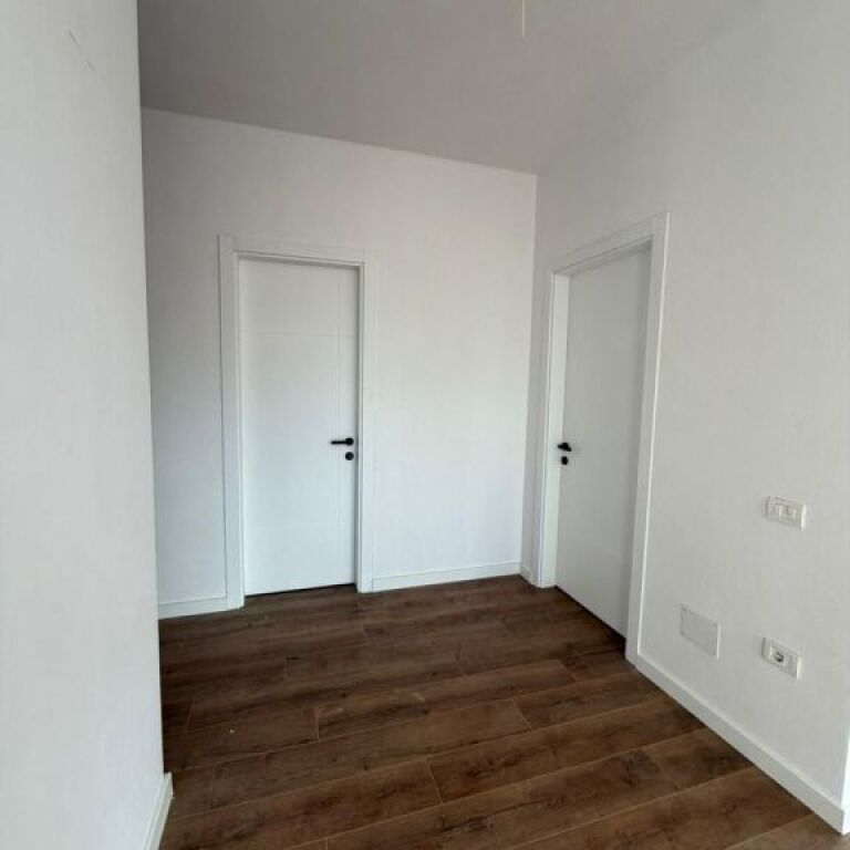 🏠 Appartamento 3+1 con 2 Bagni in Vendita – Nuovo Mercato-2500euro/m2