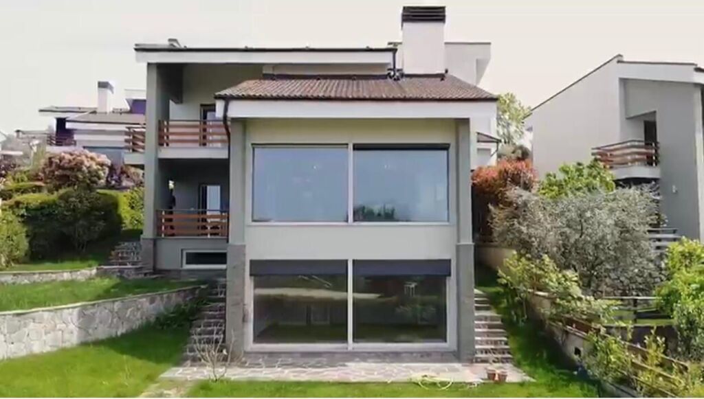 🏡 Vilë Luksoze për Shitje – Rolling Hills 1 | Pranë Tirana East Gate (TEG)