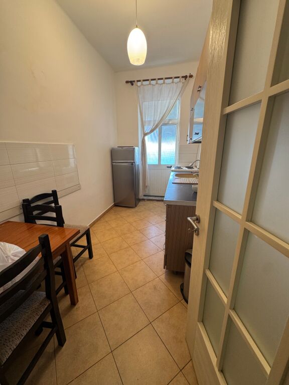 Appartamento 2+1 in vendita in Via Durazzo!