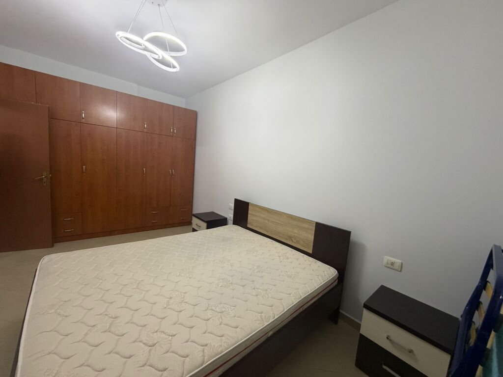 Apartament me qera 1+1 - 📍Kodra e diellit, prane furre buke Dumrea