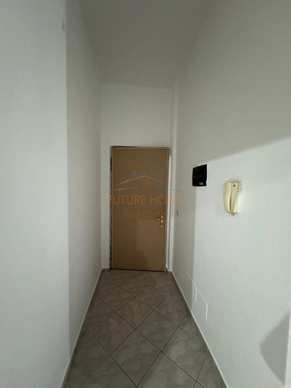 For sale, Apartment 1+1, Fresk, Tirana. 