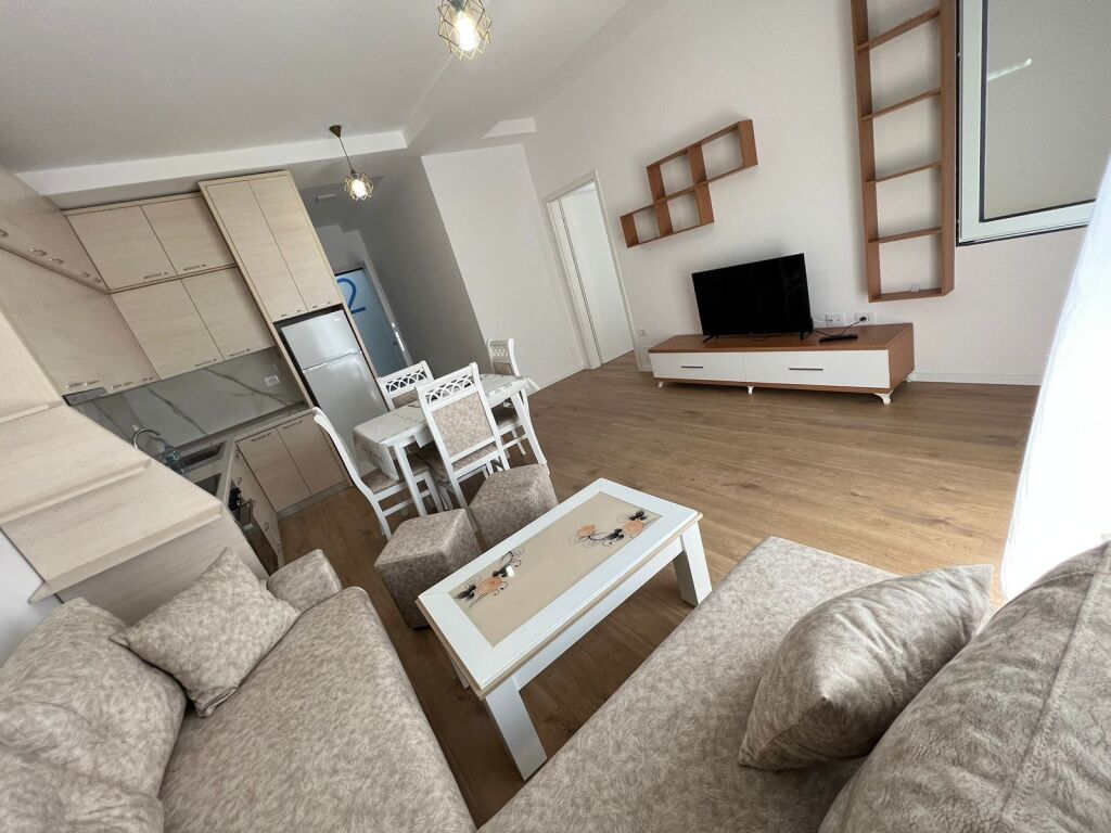 SUPER APPARTAMENTO IN AFFITTO 1+1