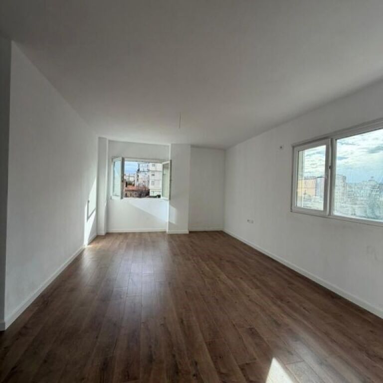 🏠 Appartamento 3+1 con 2 Bagni in Vendita – Nuovo Mercato-2500euro/m2