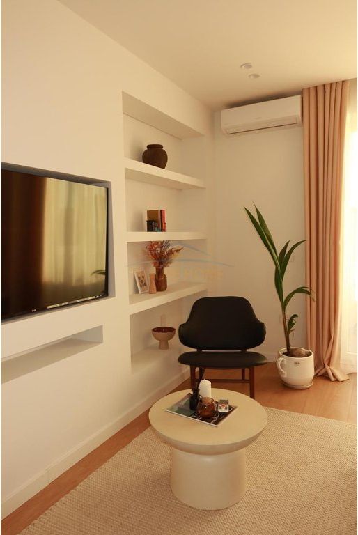 Rent, Apartment 1+1, Myslym Shyr, Tirana. 800 €