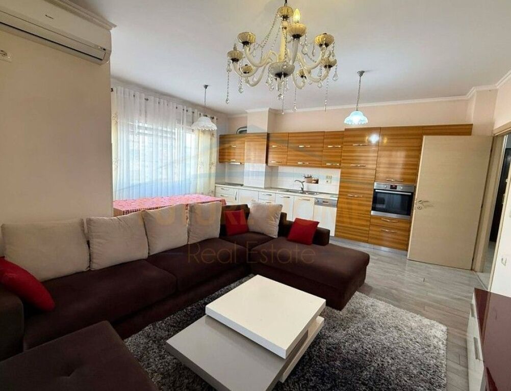 Rent, Apartment 2+1, Unaza e Re