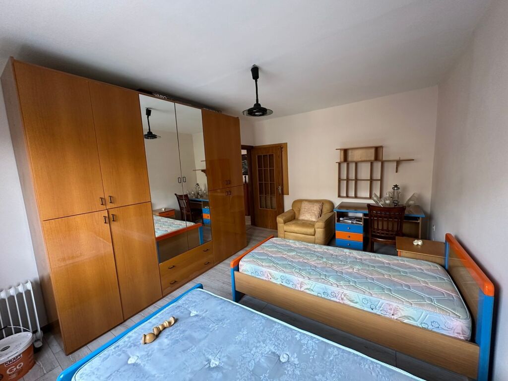 For rent 2+1+1 ALI DEMI 500 thousand lek