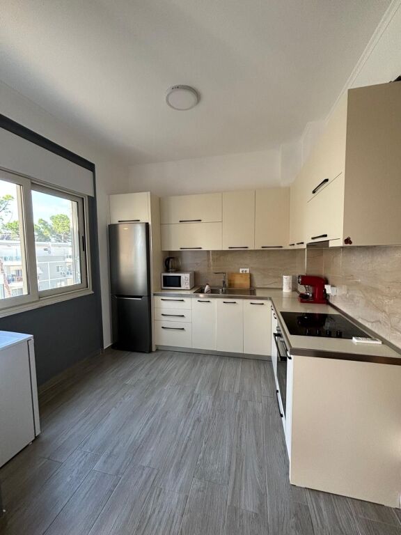 Apartament 2+1, Gjiri i Lalzit!