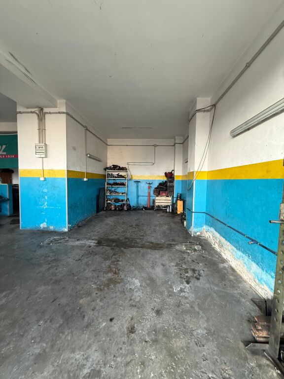 Servis makish ose magazine