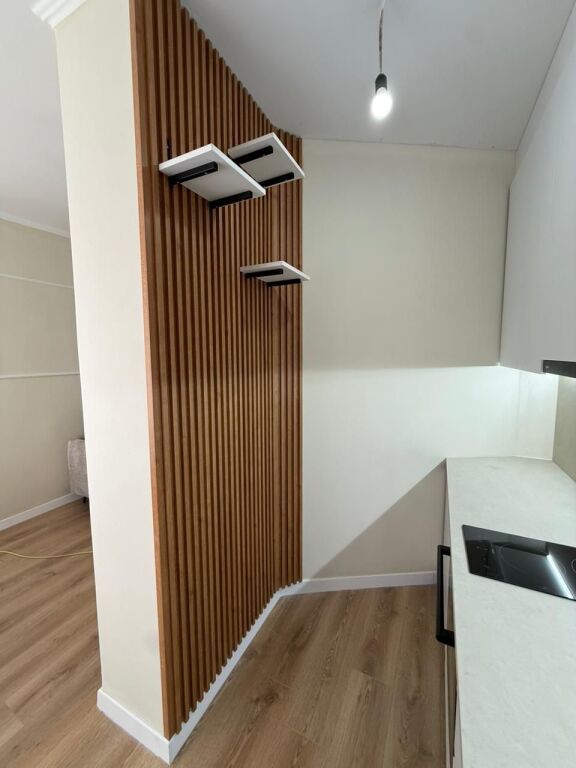 Jepet apartament me qira 1+1 Casa italia