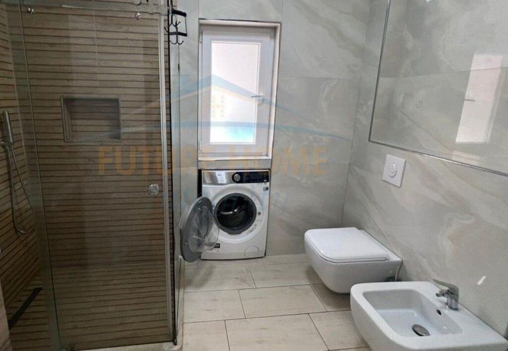 Affitto, Appartamento 3+1+2, Via Siri Kodra, Tirana.