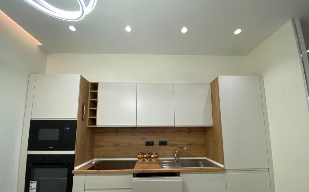 TEK LICEU ARTISTIK JAPIM ME QIRA APARTAMENT MODERN 1+1