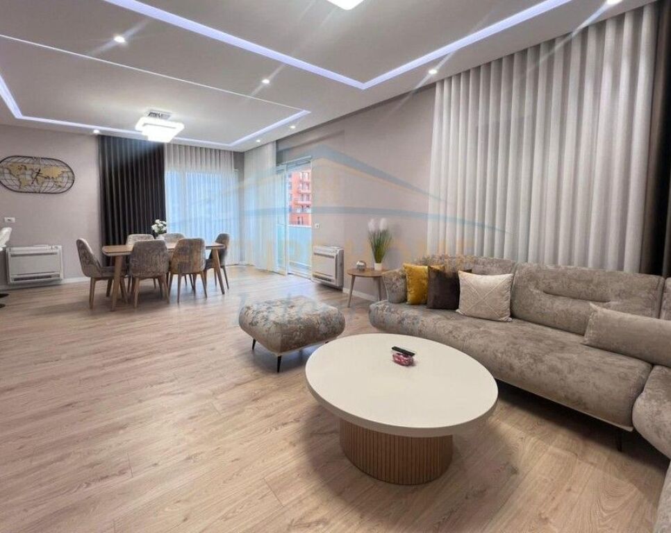 Rent, Apartment 3+1+2+2 Parking spaces, Red School, Tirana.