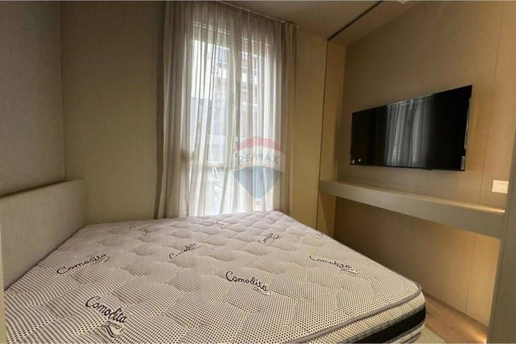 Shitet apartament tek Usluga