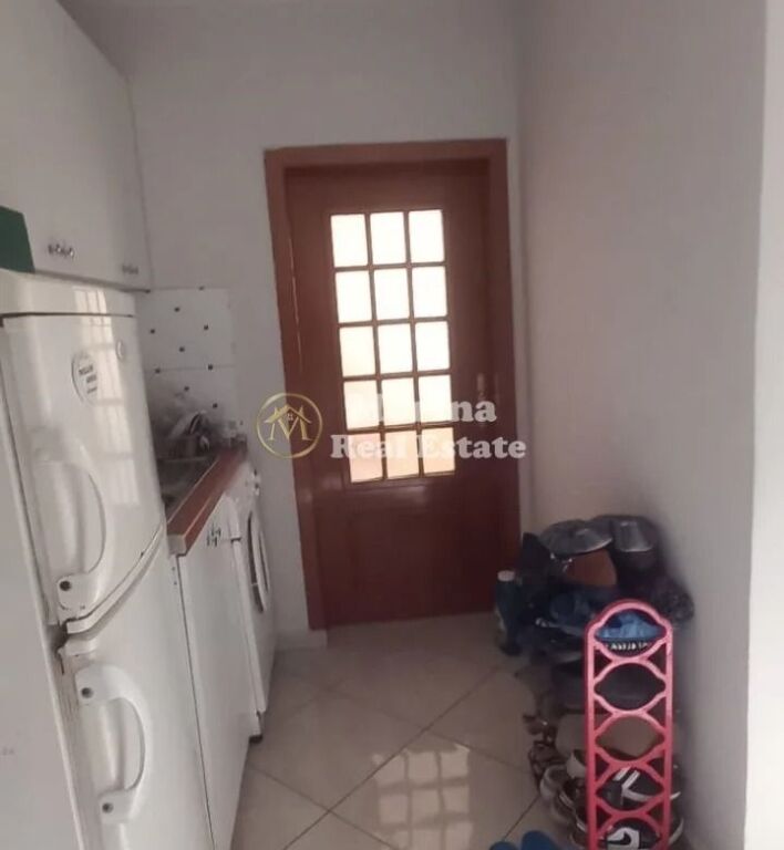 Rent | Apartment 1 + 1, Bajram Curri School, 290 €/month