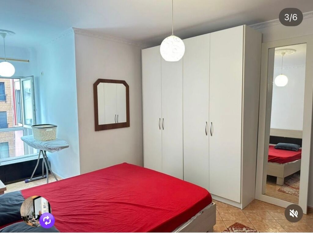 2+1,i mobiluar ne zog te zi,cmimi 700 euro