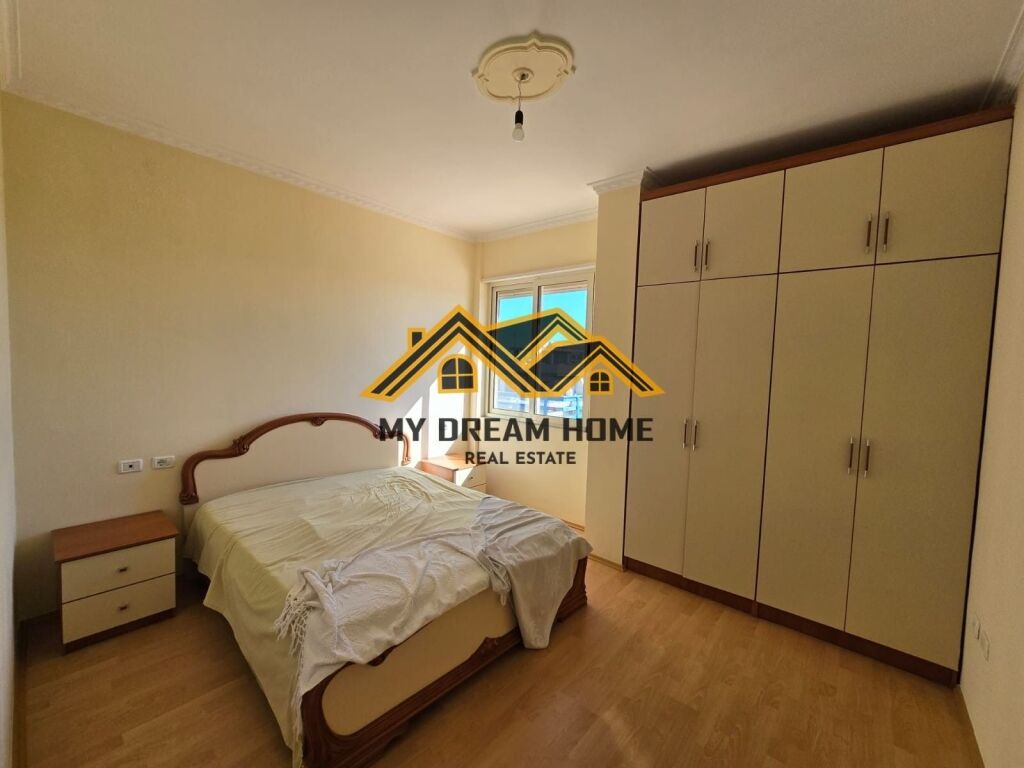 JEPET ME QIRA APARTAMENT 2+1+2 ME PAMJE DETI NE PLAZH,DURRES!