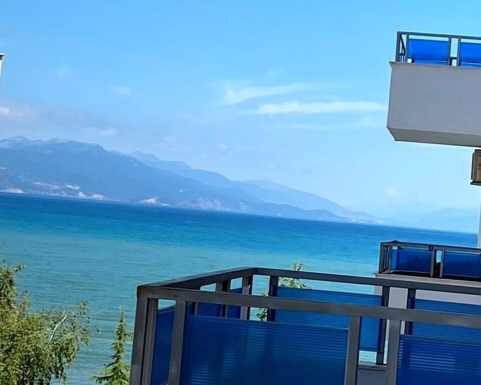 SHITET APARTAMENT 1+1+Garazhd