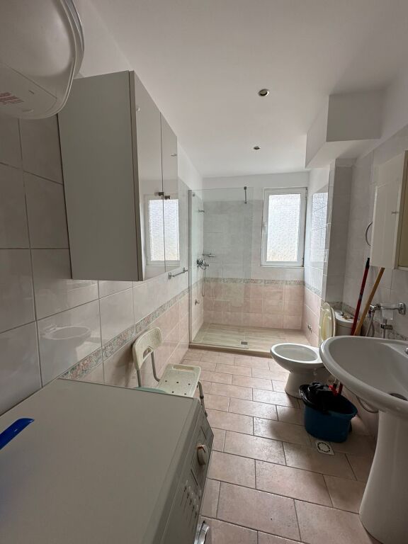 For rent 2+1+1 ALI DEMI 500 thousand lek