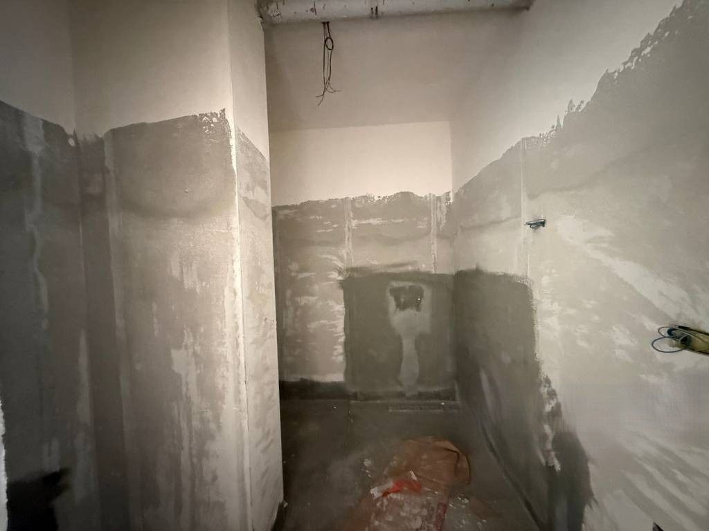 Shesim apartament 2+1+2+Verande , tek Rruga "Hoxha Tasim" ne Xhamllik! 280,000 €