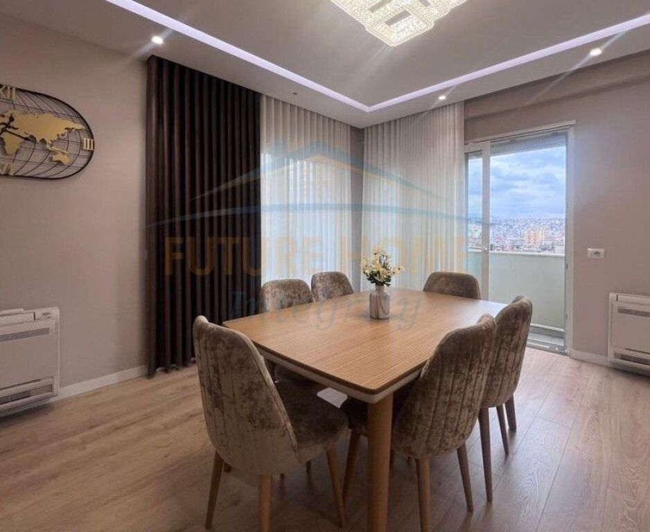 Rent, Apartment 3+1+2+2 Parking spaces, Red School, Tirana.