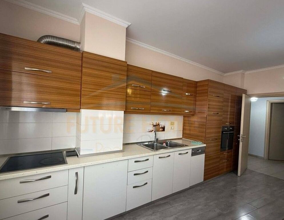 Rent, Apartment 2+1, Unaza e Re