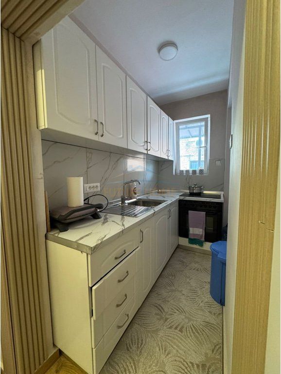 For sale, Apartment 1+1+ Veranda, Kinostudjo