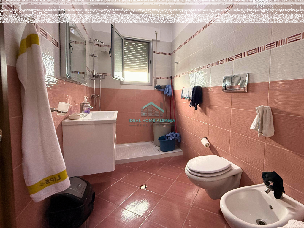 Apartament 2+1 Shitet – Rruga e Re, Vlore.