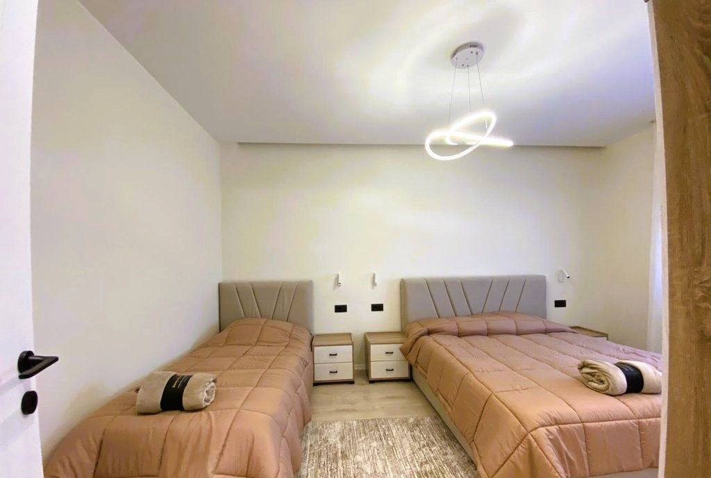 MODERN 1+1 APARTMENT NEAR THE ARTISTIC HIGH SCHOOL