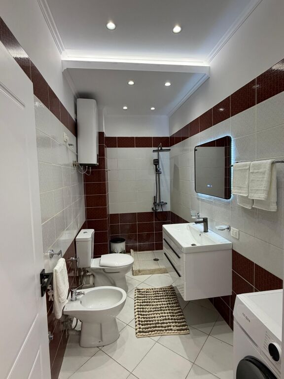 Shiter Apartament 1+1 Rr. Besim Alla,Misto Mame