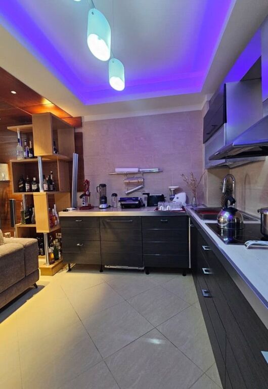 SHITET APARTAMENT 3+1+2 – Kopshti Zoologjik