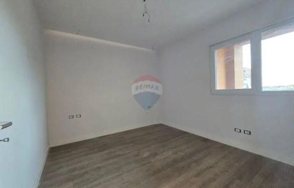✨Shitet Apartament 2+1 | 📍Shkolla e Kuqe